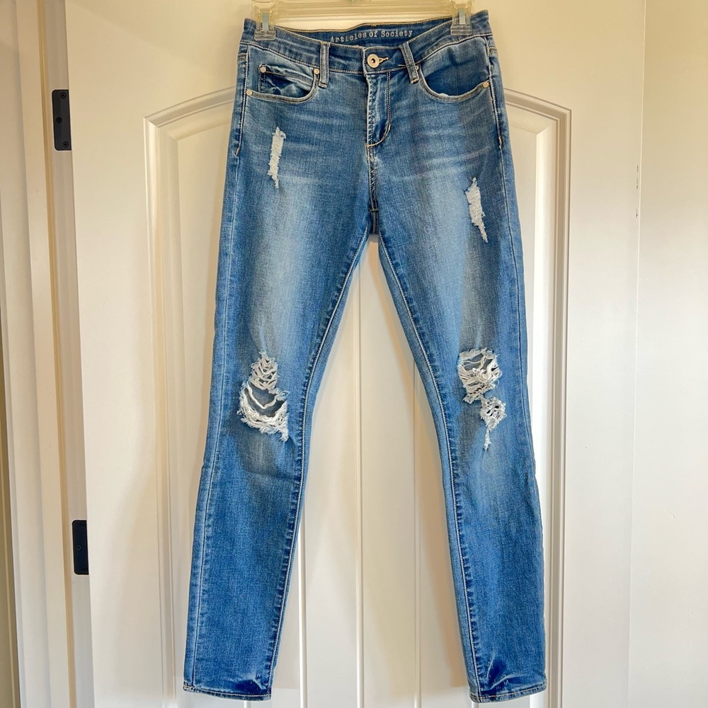 Jeans Torn Light Wash Mid Rise Size 26